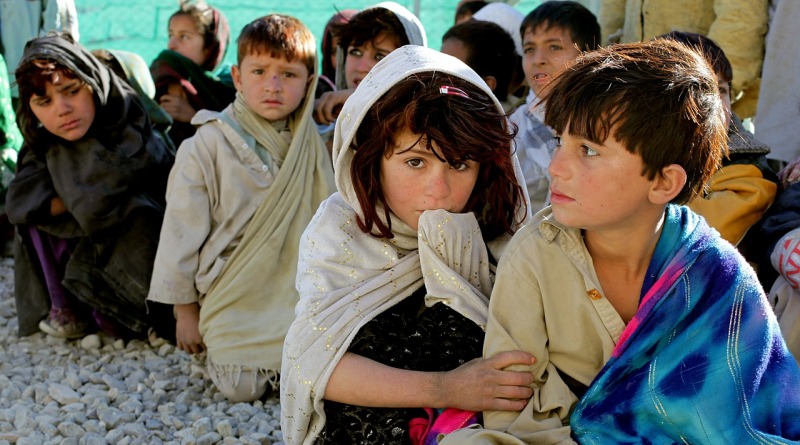 crianças-pobreza-afeganistão