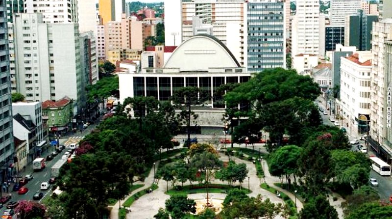 Circulando pela Santos Andrade - PRÉDIOS DE CURITIBA