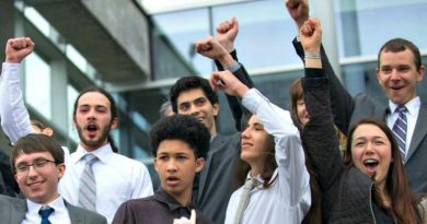 jovens americanos comemoram vitória na corte dos USA com processo pelas mudanças climáticas