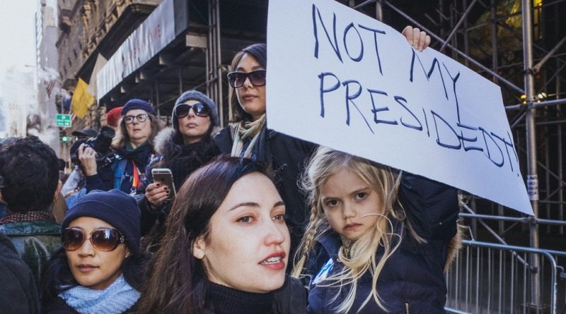 Mulheres prometem marcha histórica contra Trump nos Estados Unidos