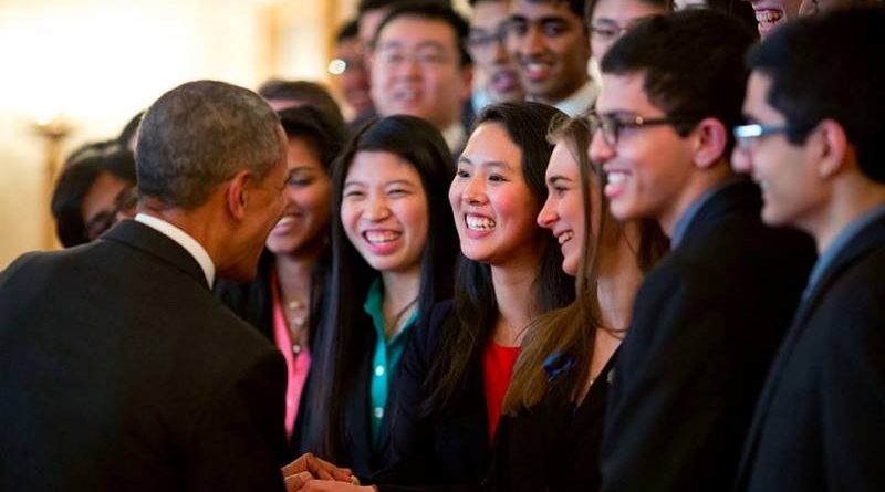 Obama Foundation oferece bolsas para jovens líderes do mundo todo