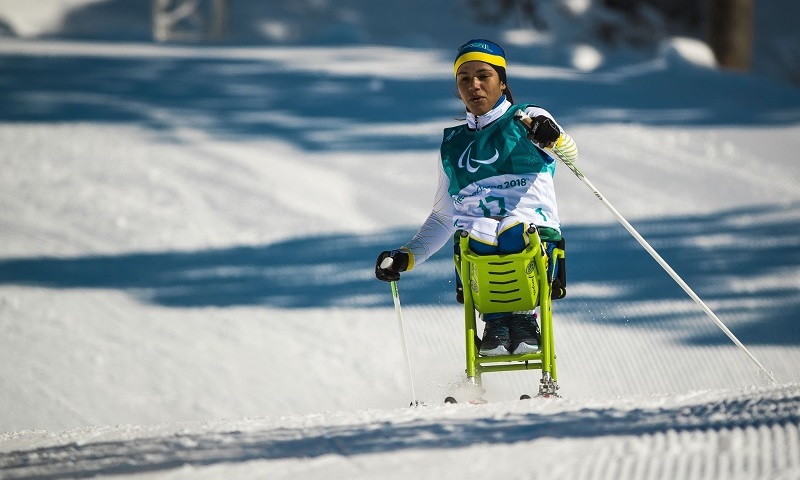 Paranaense é primeira brasileira a competir nos Jogos Paralímpicos de Inverno