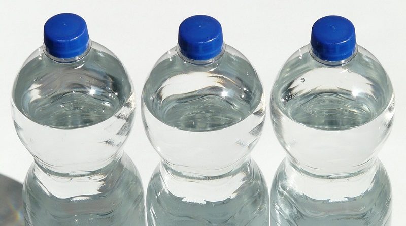 França colocará taxa sobre embalagens com plástico não-reciclado em 2019
