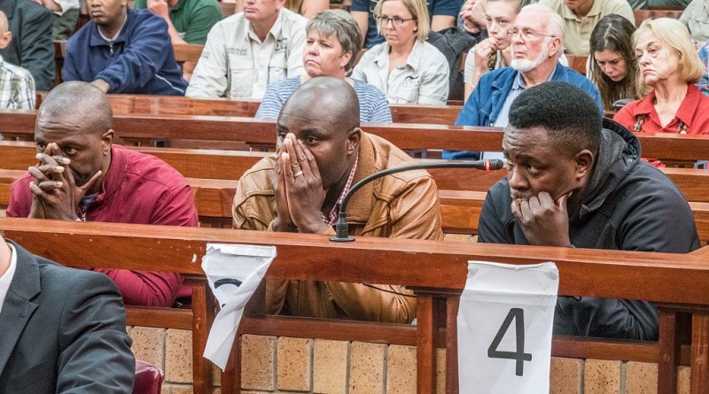 ﻿Caçadores de rinocerontes passarão 25 anos na prisão, em condenação histórica na África do Sul
