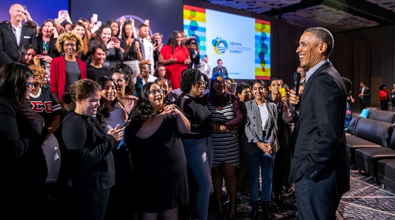 Fundação Obama abre inscrições para bolsas a jovens líderes nas Universidades de Chicago e Columbia 