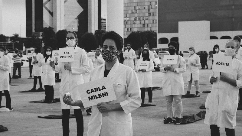 Brasil está entre os países com maior número de mortes de profissionais de saúde devido à pandemia