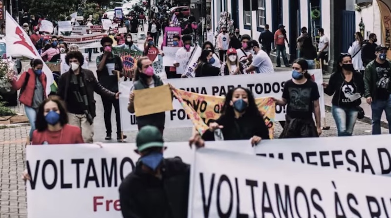 Mais de 500 mil mortos por covid-19, vacina, fome e desemprego levam milhares de brasileiros às ruas contra o governo Bolsonaro