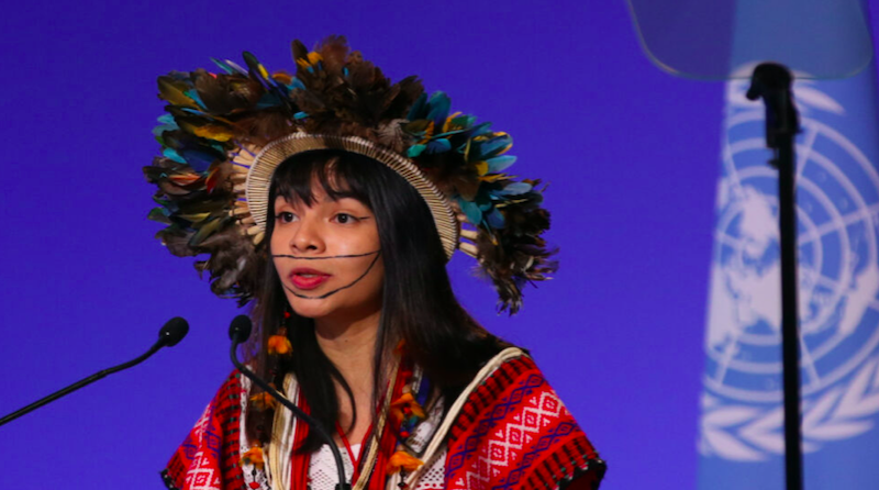 Brasil recebe o prêmio 'Fóssil do Dia' por tratamento tenebroso e inaceitável aos indígenas' na COP26