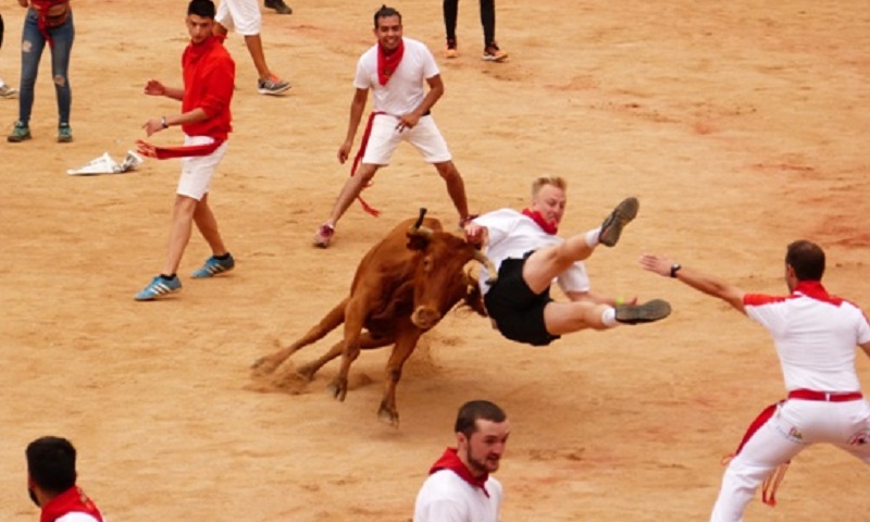 Homem morre durante corrida de touros na Espanha