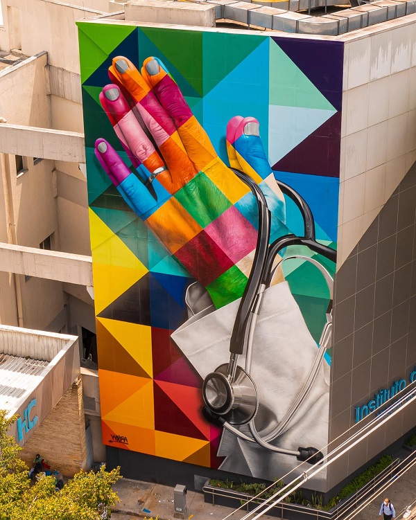 "Ciência e Fé" é o novo mural que Kobra deu como presente a São Paulo 