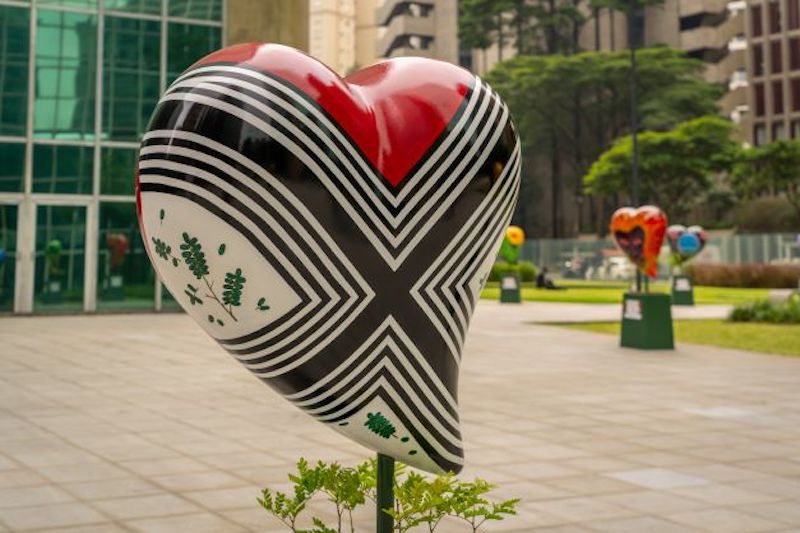 'Big Heart Parade': exposição de esculturas a céu aberto, em São Paulo, alerta para a destruição da Mata Atlântica