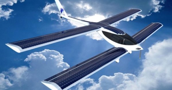 avião solar