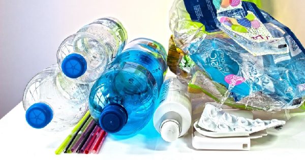 Canadá proibirá plásticos descartáveis a partir de 2021