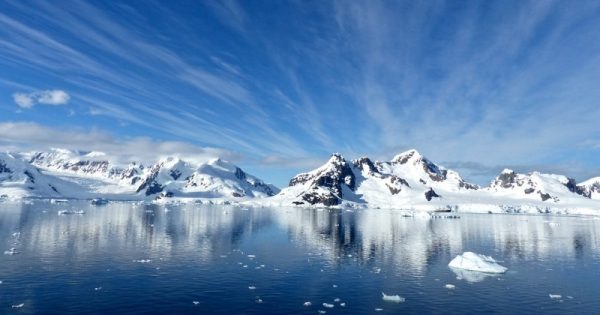 derretimento do gelo na Antártica