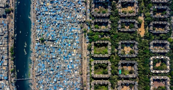 fotografo-escancara-desigualdade-nas-grandes-cidades-mumbai-foto-johnny-miller