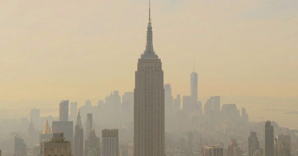 Fumaça de incêndios da Califórnia atravessa país e chega a Nova York