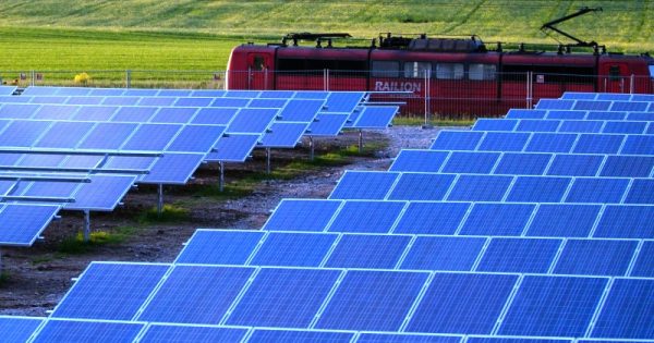 India anuncia aliança internacional pela energia solar