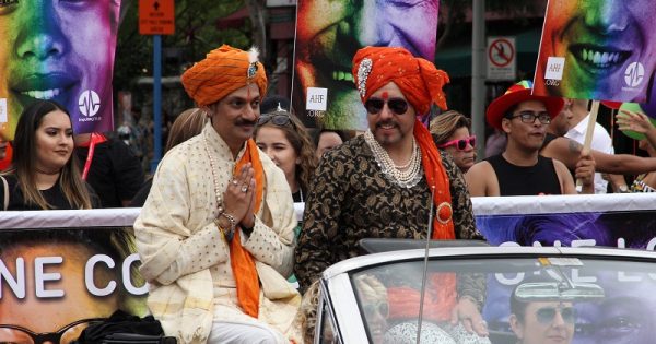 Indianos celebram o fim da descriminação da homossexualidade depois de mais de 150 anos