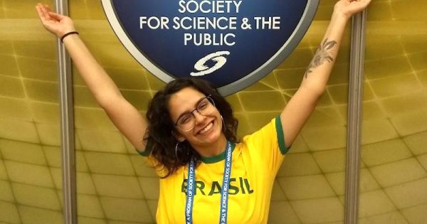 jovem-brasileira-vence-premio-internacional-de-ciencias-juliana-estradioto