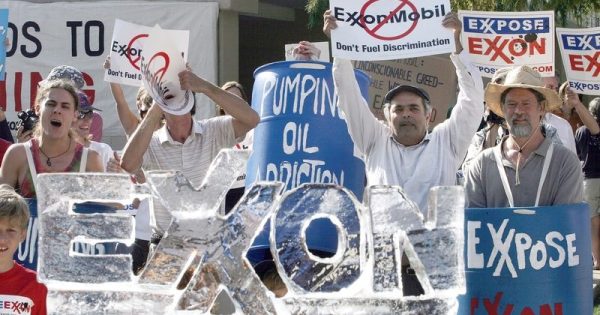 Exxpose Exxon Protest 2006