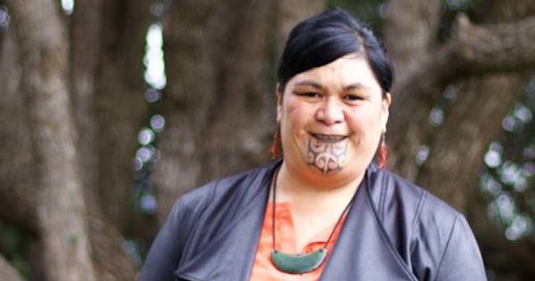 nova-zelandia-chanceler-mulher-maori-foto-reproducao-facebook