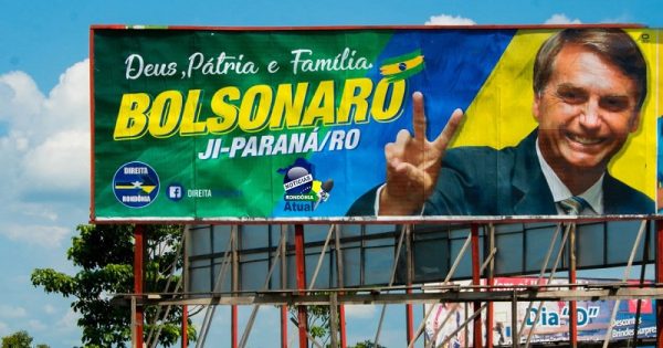 outdoor-bolsonaro