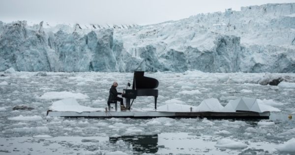 pianista-ludovico-einaudi-artico-greenpeace-webdoor