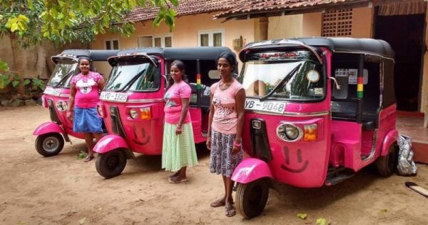 Projeto quer formar mulheres motoristas para acabar com assédio no transporte público no Sri Lanka