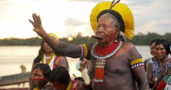 raoni-e-45-povos-indigenas-redigem-manifesto-pela-vida-foto1-kamikia-kisedje