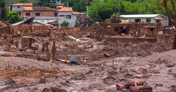 rio-doce-licao-nao-aprendida-foto-vitor-moriyama-greenpeace-brasil-conexao-planeta