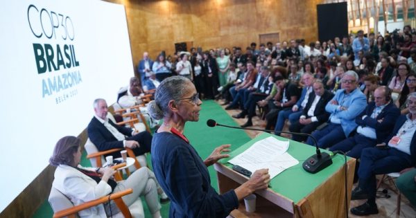 rota-eliminacao-combustiveis-fosseis-fernando-donasci-mma-conexao-planeta