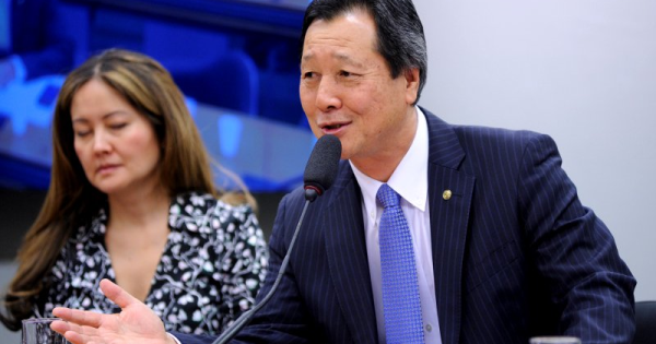 Luiz Nishimori, deputado relator da “Lei do Veneno”, é dono de empresas que vendem agrotóxicos