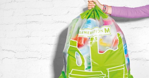 supermercado-suico-lanca-projeto-piloto-reciclagem-plastico-conexao-planeta